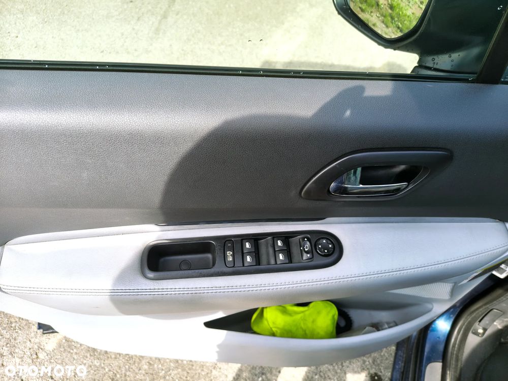 Peugeot 5008 1.6 THP Allure - 9