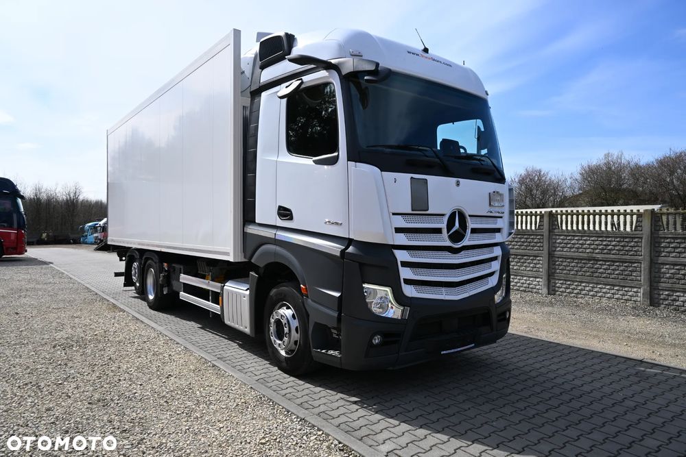Mercedes-Benz Actros Chłodnia - 4