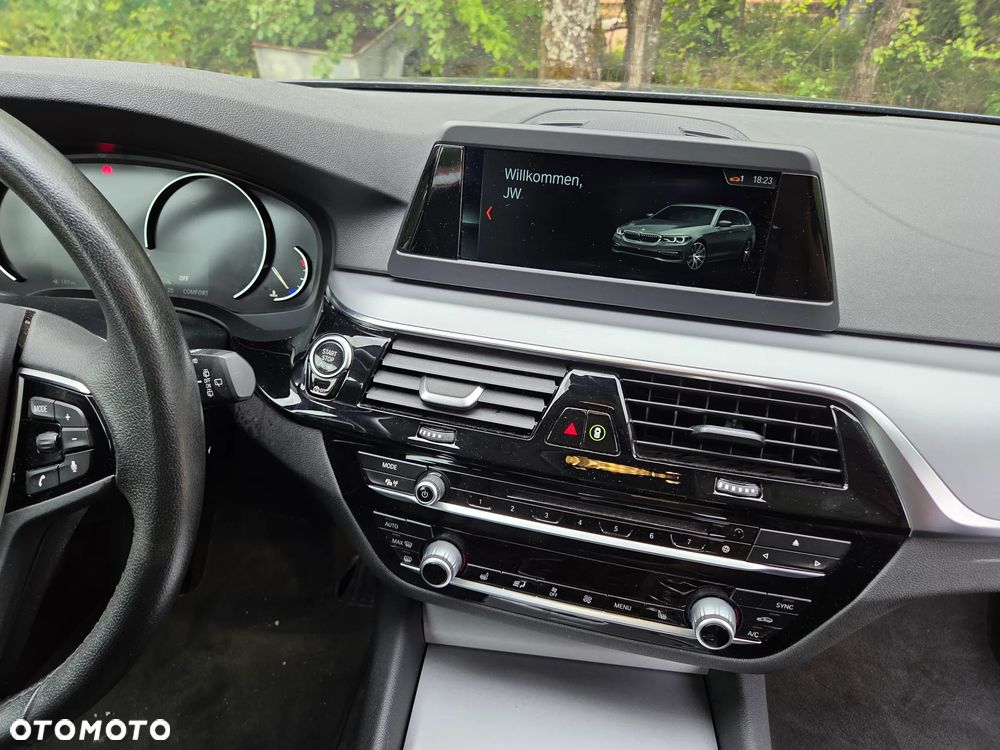 BMW Seria 5 520d M Sport Edition - 19