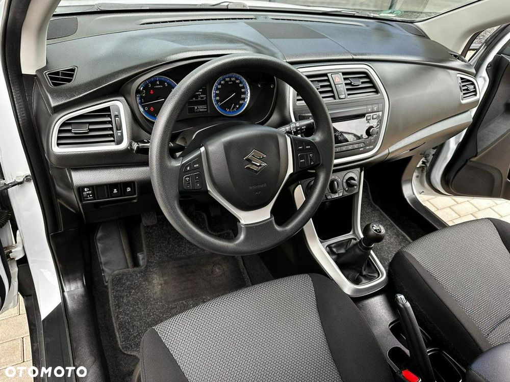 Suzuki SX4 S-Cross - 10