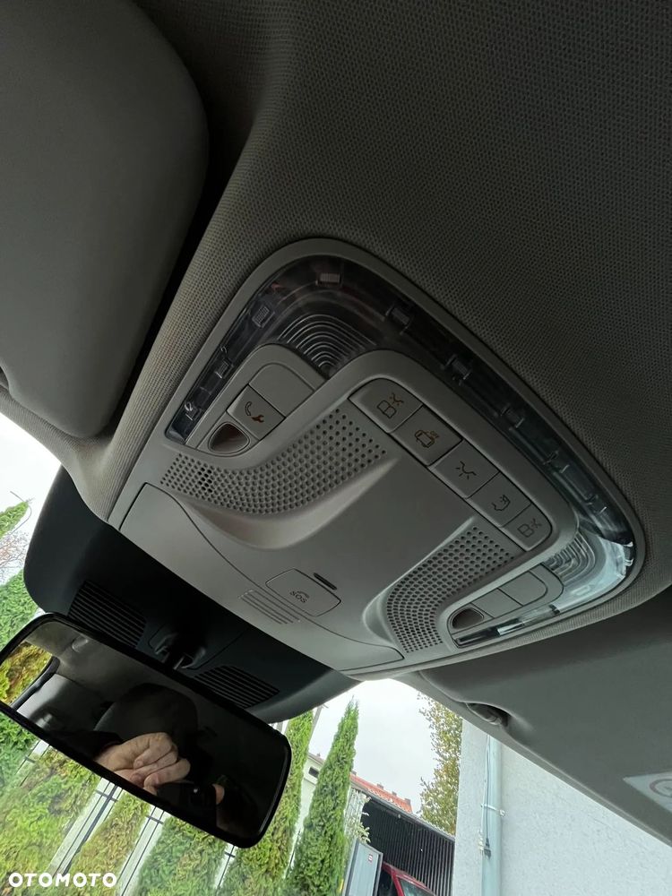 Mercedes-Benz Vito - 28