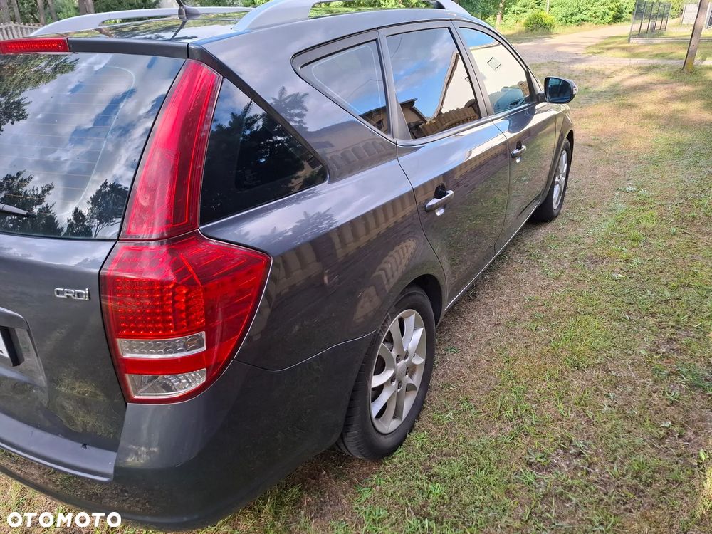 Kia Ceed - 6