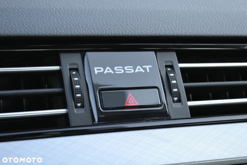 Volkswagen Passat 2.0 TSI Business DSG - 30