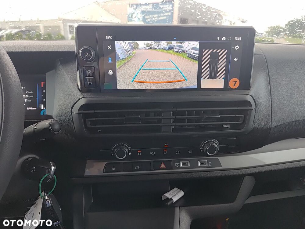 Opel Vivaro - 21