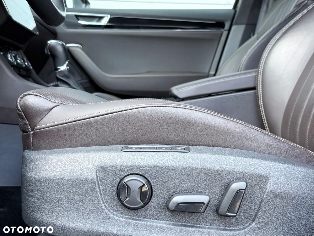 Skoda Superb 2.0 TSI L&K DSG - 29