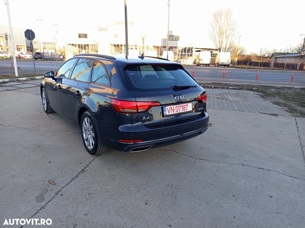 Audi A4 40 TDI S tronic - 4