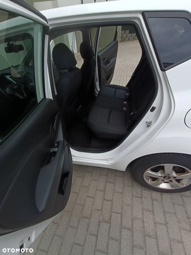 Hyundai ix20 1.6 Comfort - 11