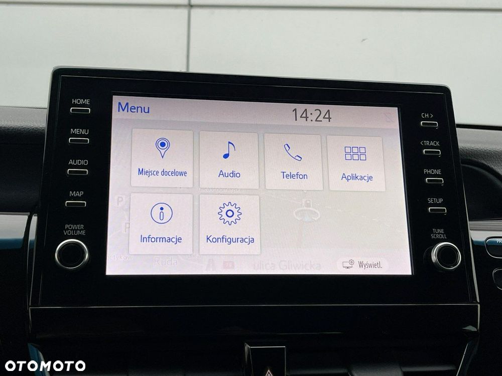 Toyota Camry - 32