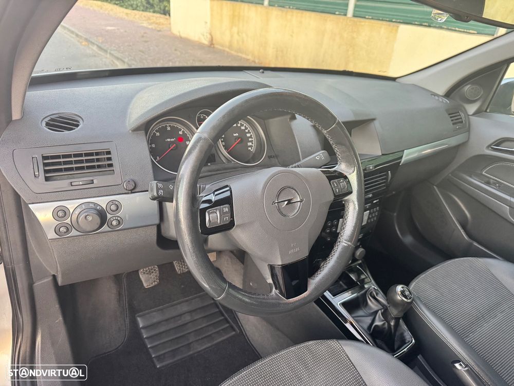 Opel Astra 1.7 CDTI Cosmo ecoFLEX - 9