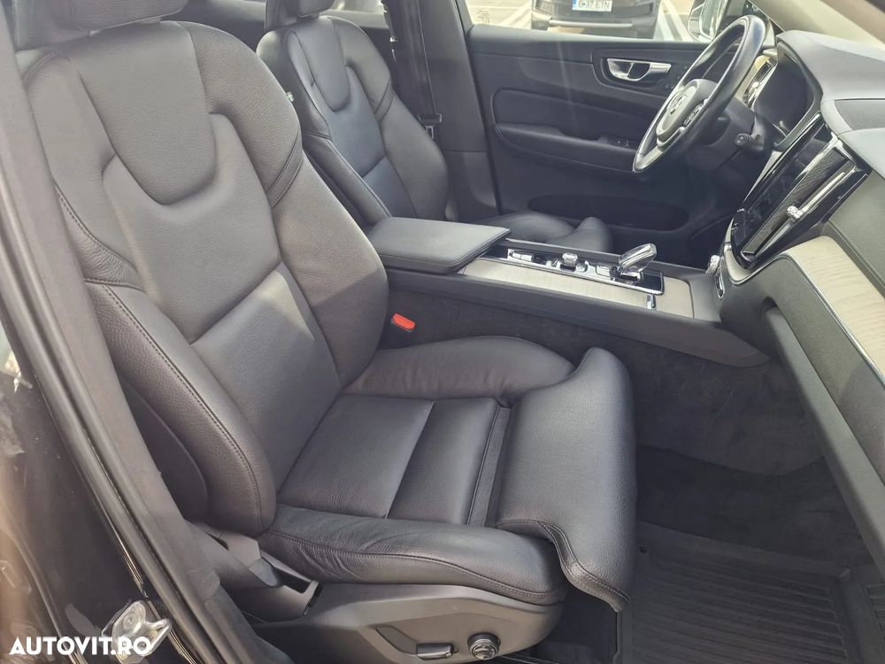 Volvo XC 60 Recharge T8 Twin Engine eAWD Inscription - 25