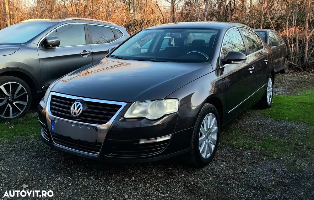 Volkswagen Passat Variant 1.9 TDI Individual Chrom - 2