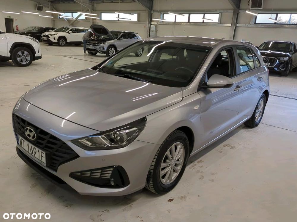 Hyundai i30 1.5 DPI Classic + - 1