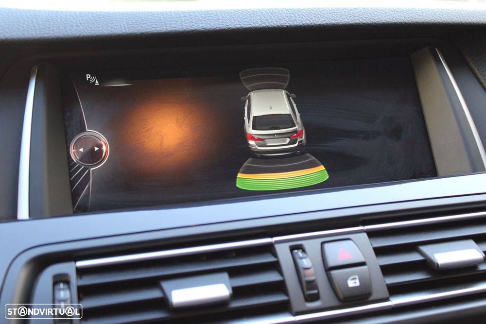 BMW 520 d Luxury Line - 19