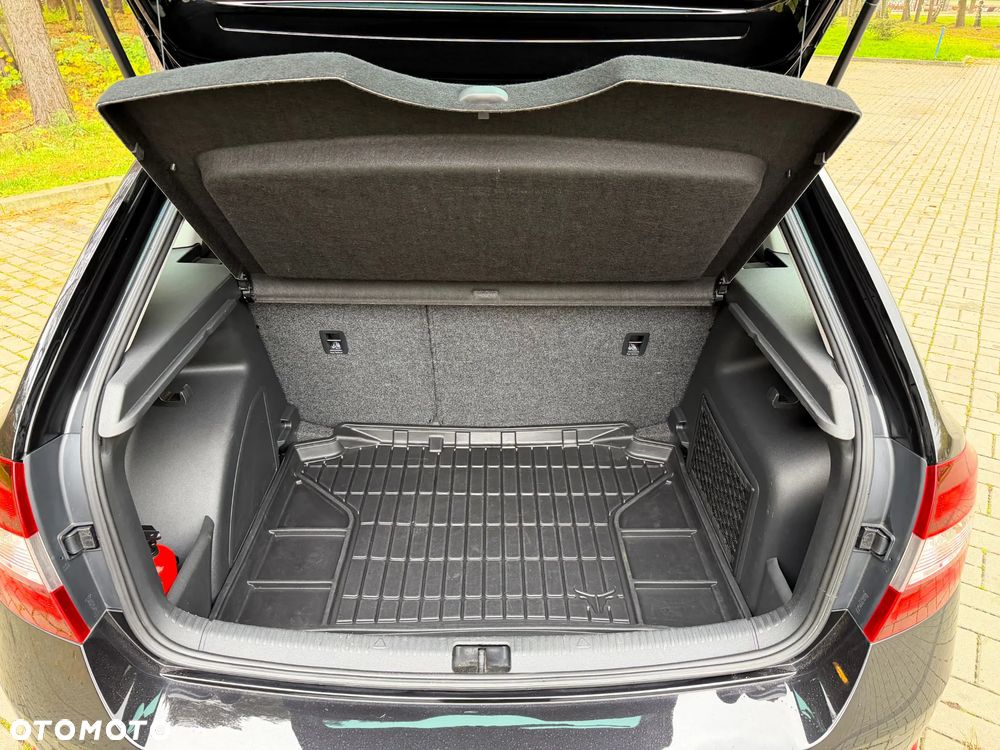 Skoda RAPID 1.4 TSI Edition DSG - 20
