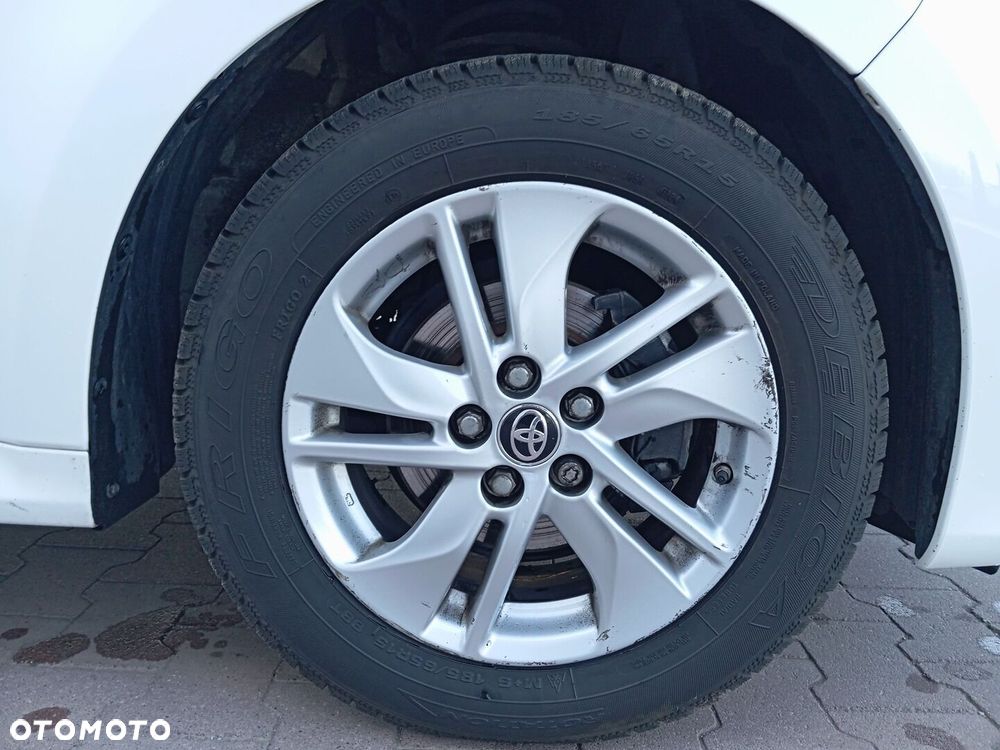 Toyota Yaris 1.5 Comfort - 19