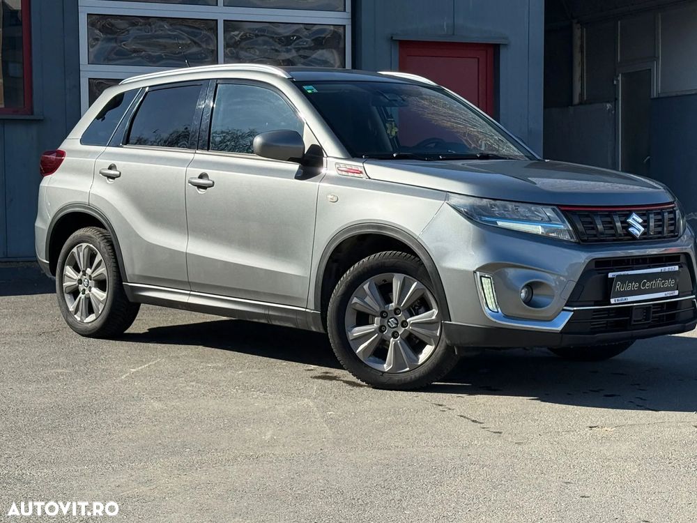 Suzuki Vitara 1.4 Boosterjet MHEV Passion - 4