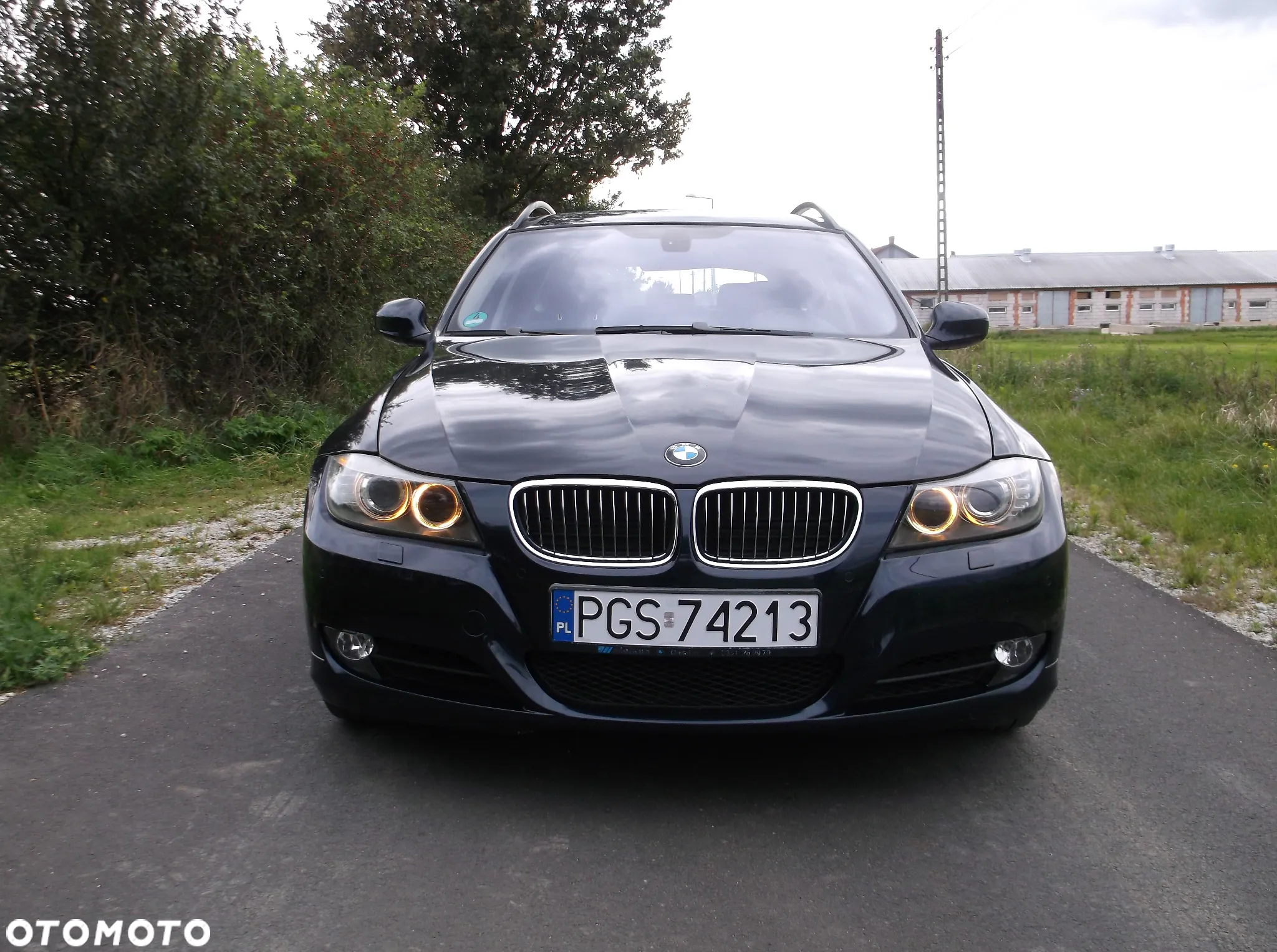 BMW Seria 3 325i Touring Edition Sport - 30