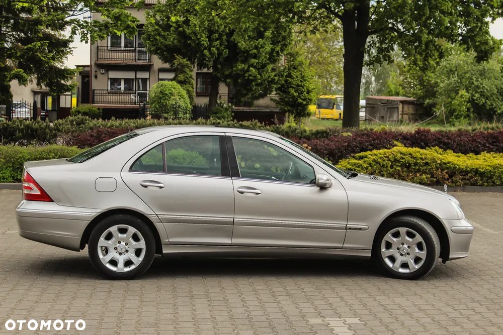Mercedes-Benz Klasa C 180 Kompressor Automatik Elegance - 6