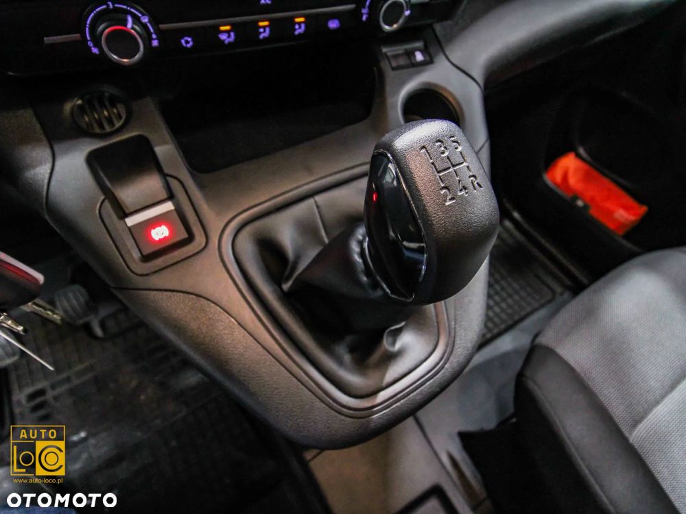 Citroën BERLINGO LONG FURGON - 21