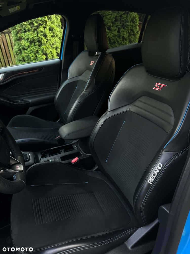 Ford Focus 2.3 EcoBoost ST Edition - 14
