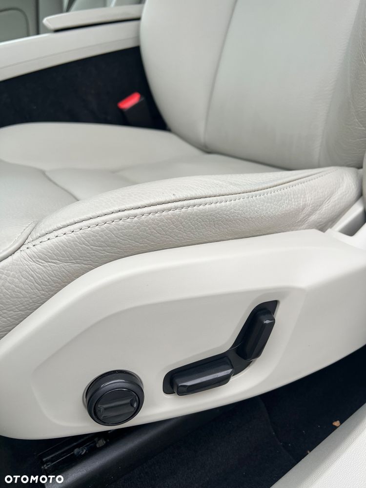 Volvo XC 60 T8 AWD Recharge Polestar Engineered - 39