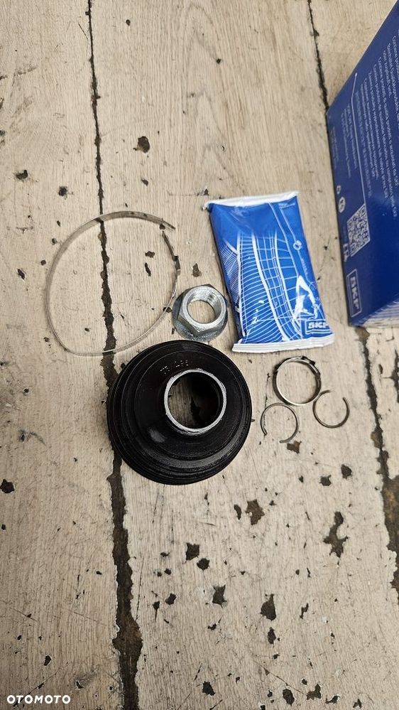 Osłona przegubu Nissan Navara NP300 D40  SKF VKJP 1370 - 3