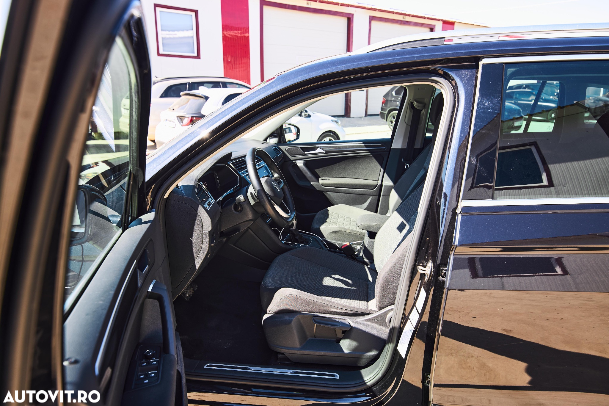 Volkswagen Tiguan 1.4 eHybrid OPF DSG ACTIVE - 16