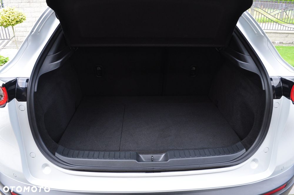 Mazda CX-30 e-SKYACTIV-G 2.0 M HYBRID 150 DRIVE HOMURA - 15