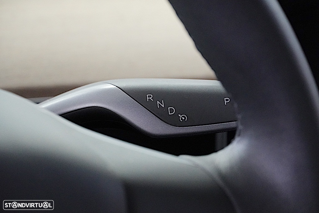 Tesla Model 3 Long Range AWD Dual Motor - 31