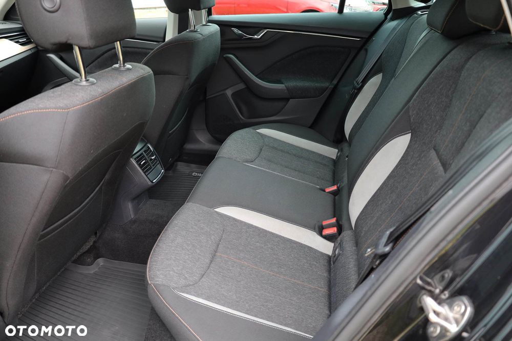 Skoda Kamiq 1.5 TSI Style DSG - 39