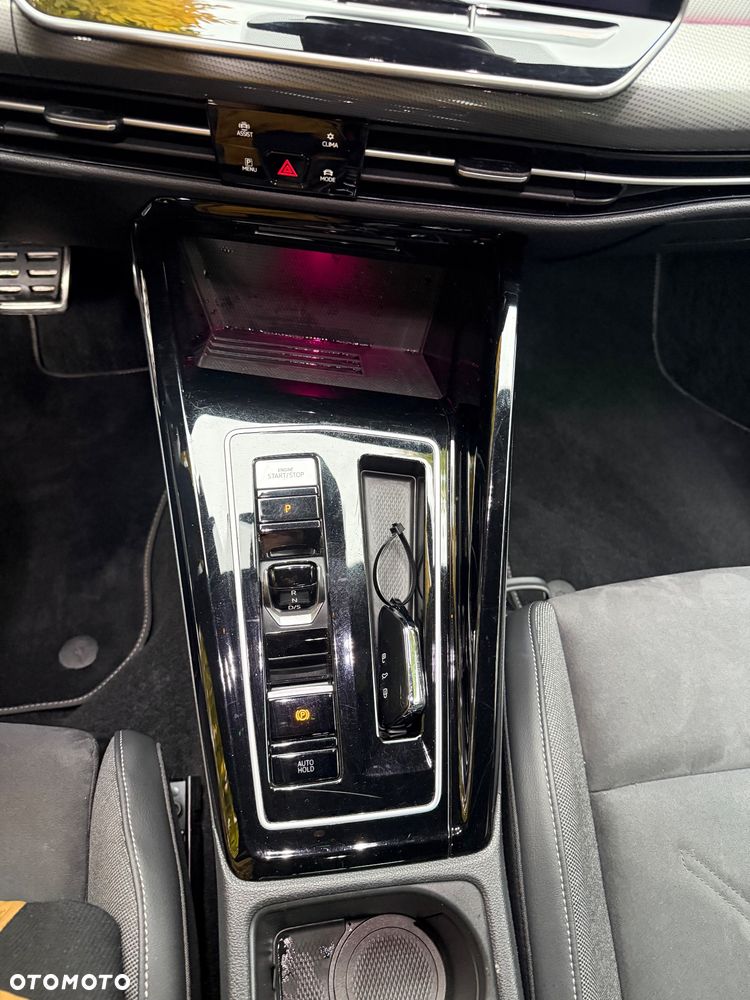 Volkswagen Golf 1.5 eTSI mHEV Edition 50 DSG - 30