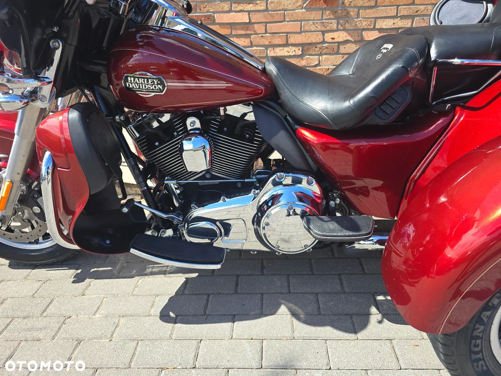 Harley-Davidson Street Glide Trike - 19