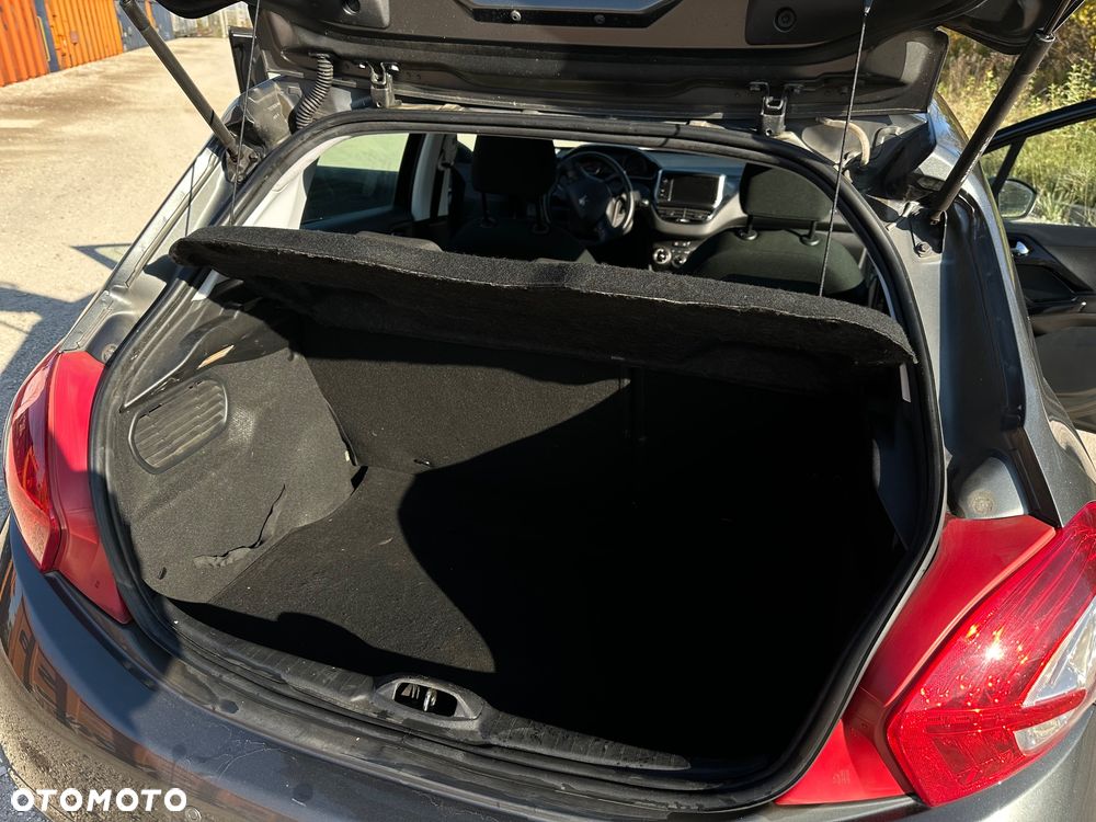 Peugeot 208 1.2 PureTech Active - 16