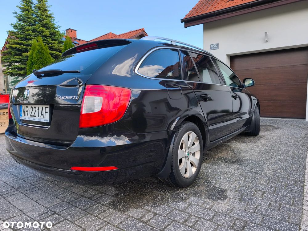 Skoda Superb 1.8 TSI Ambition DSG - 4