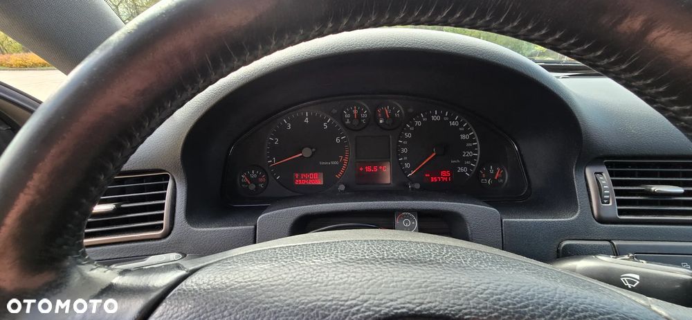 Audi A6 Avant 1.8 T - 27