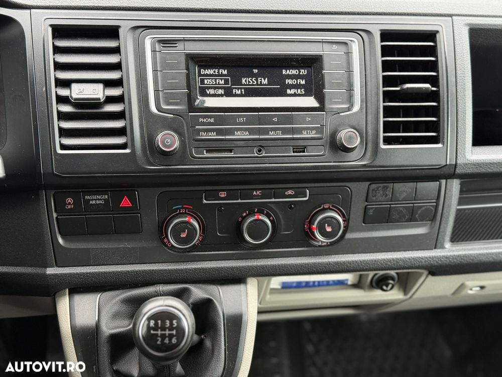 Volkswagen Transporter - 25