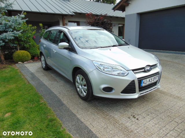 Ford Focus 1.6 Edition - 10