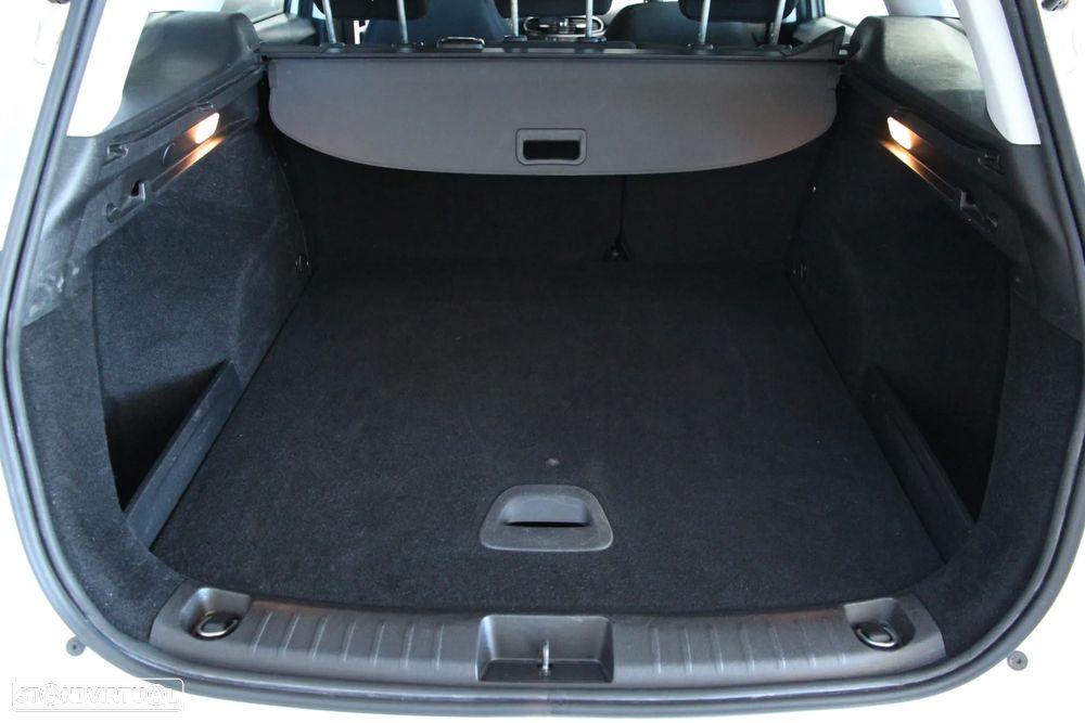 Fiat Tipo Station Wagon Cross 1.0 GSE T3 Cross - 28