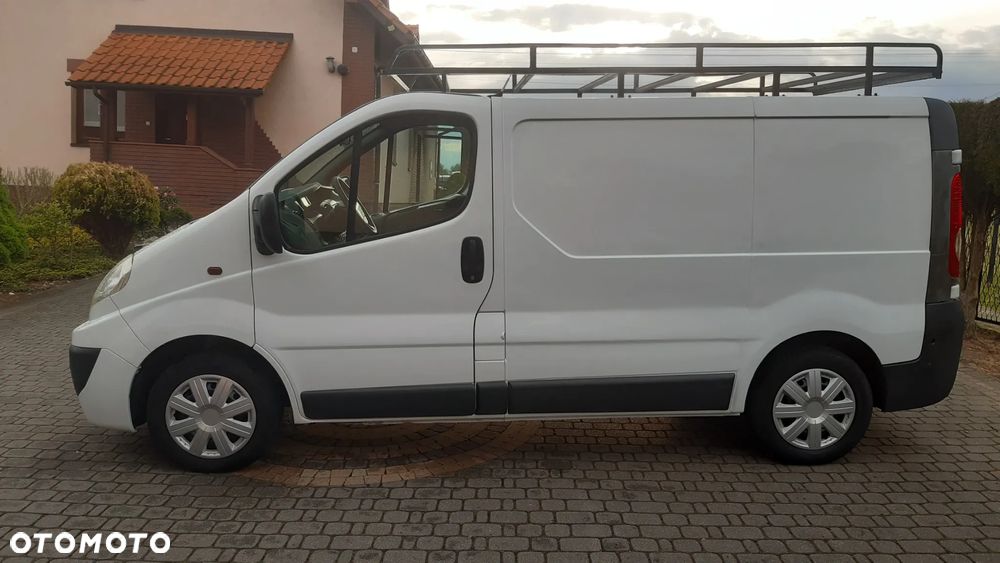 Renault TRAFIC - 13