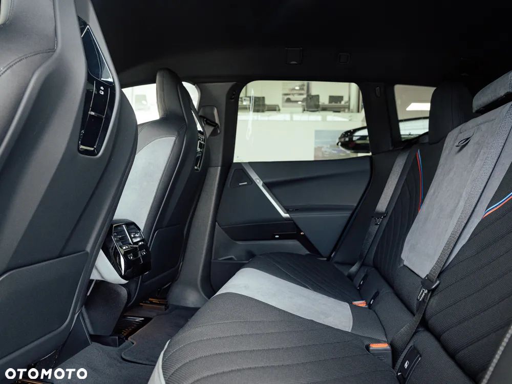 BMW iX xDrive45 100.6kWh - 15