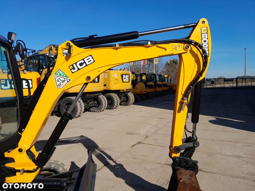 JCB 8026 - 9