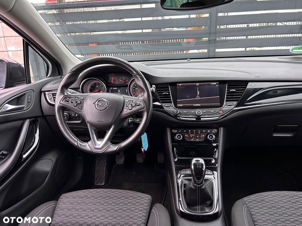 Opel Astra 1.4 Turbo Innovation - 29