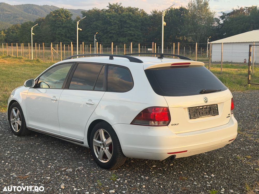 Volkswagen Golf 2012 photo 3