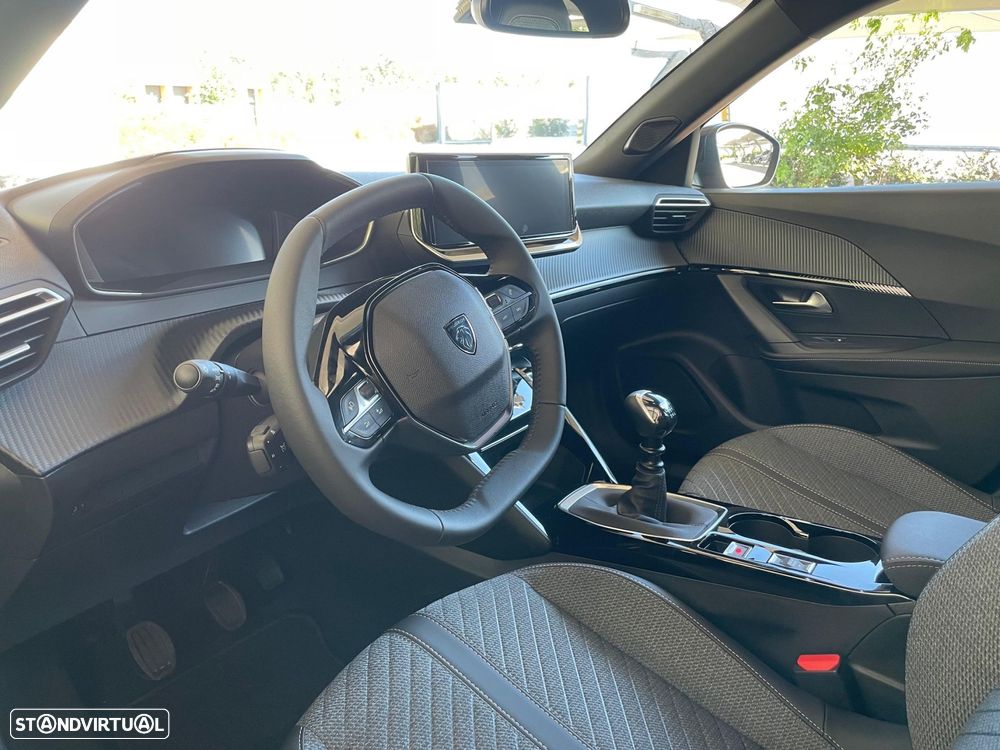 Peugeot 2008 1.2 PureTech Active Pack - 7