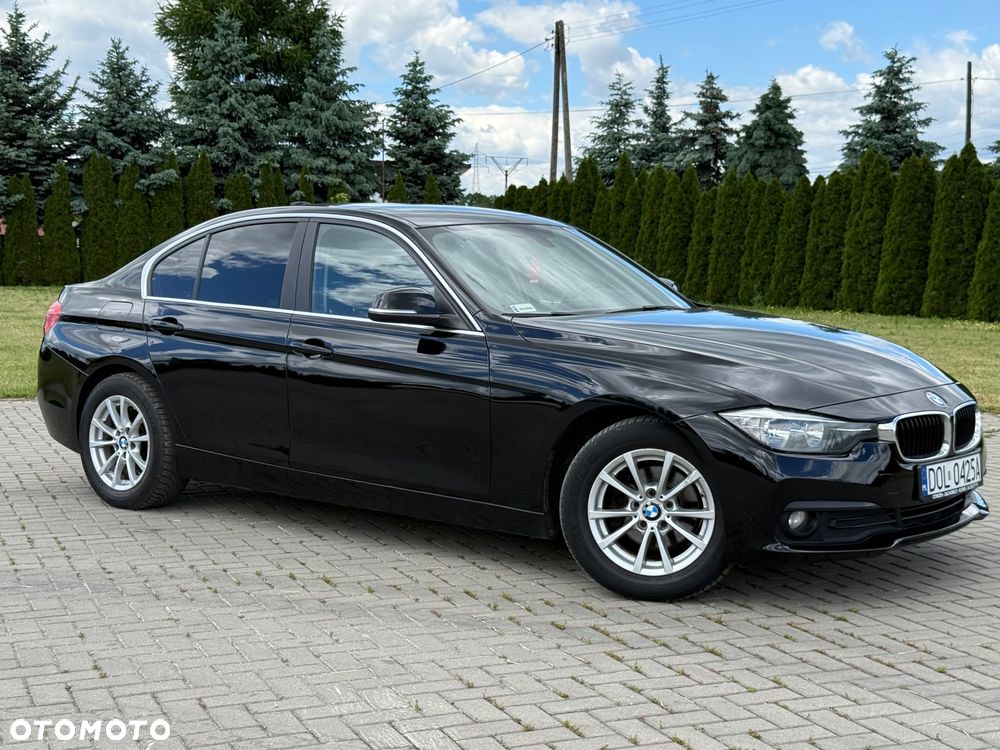 BMW Seria 3 - 18