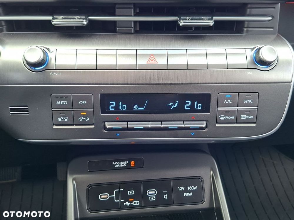 Hyundai Kona - 36