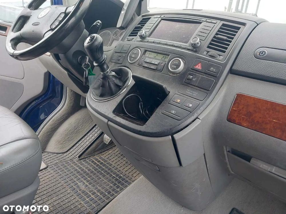 Volkswagen Multivan TDI L1 Highline - 15