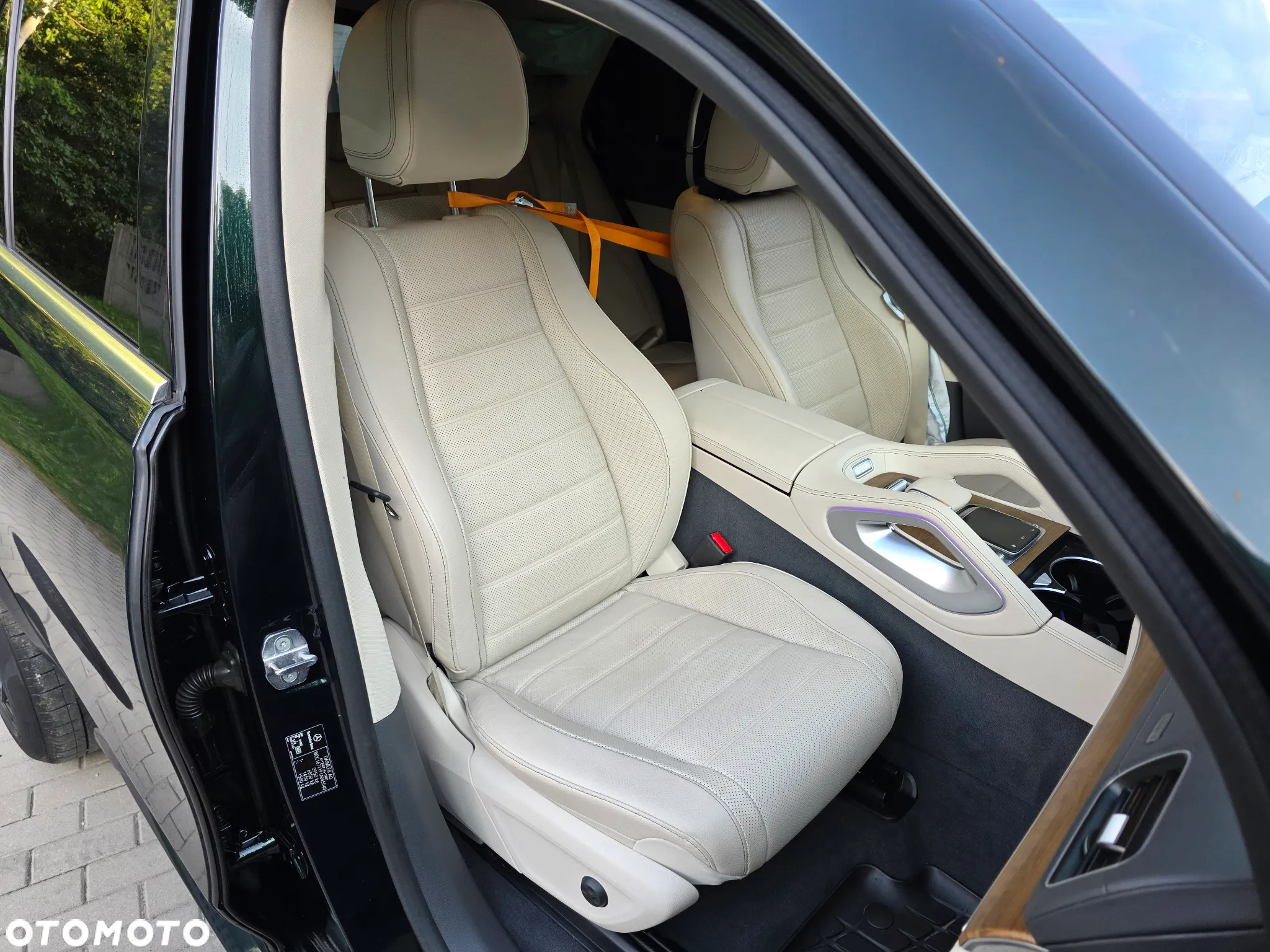 Mercedes-Benz GLE 300 d 4-Matic - 16