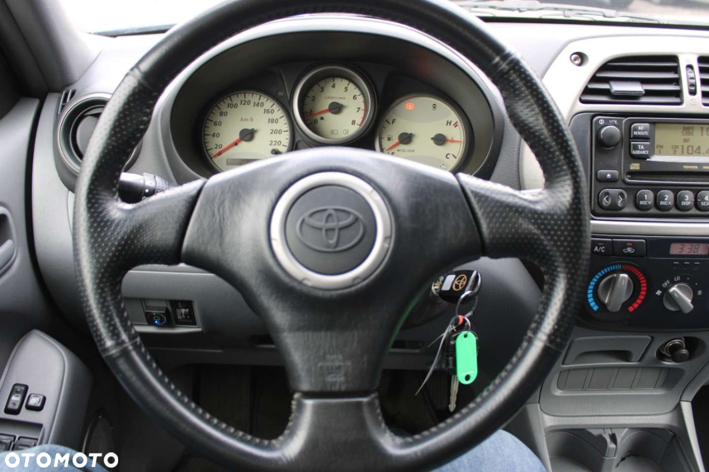 Toyota RAV4 - 35