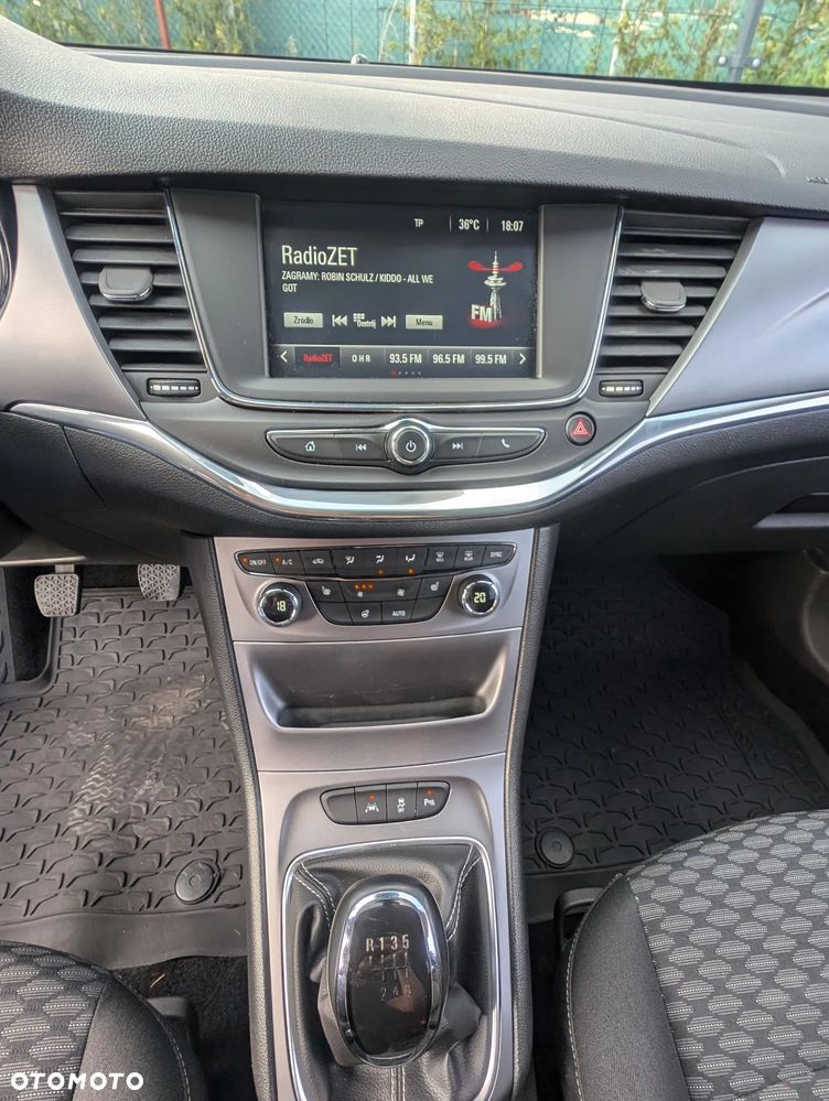 Opel Astra 1.4 Turbo Edition - 12